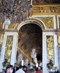 versailles-mirrors-door