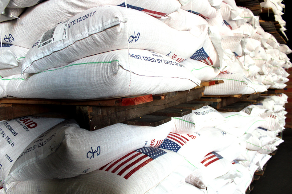 MIT-led tests compare ways of reducing spoilage in food aid shipments