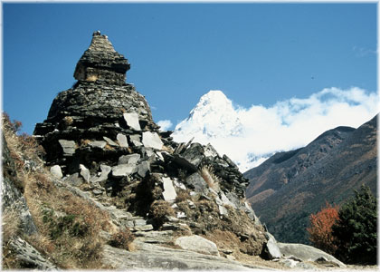 Chorten near Ama Dablam