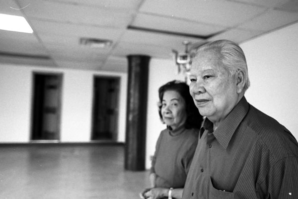 Zoom (opens new window)