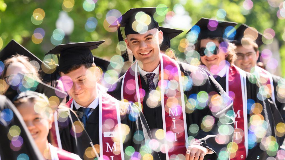 MIT grads in line