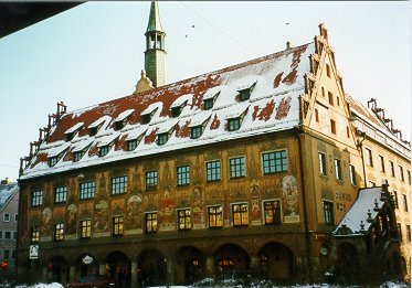 ulmrathaus1.jpg (34207 Byte)