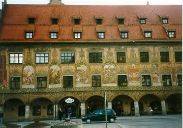 ulmrathaus2.jpg (32974 Byte)