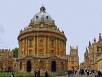 CRW 4977-web823x1080U120