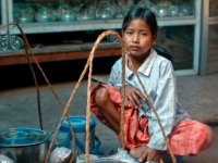 Faces732-enhanced : Web Sharp: Original ratio